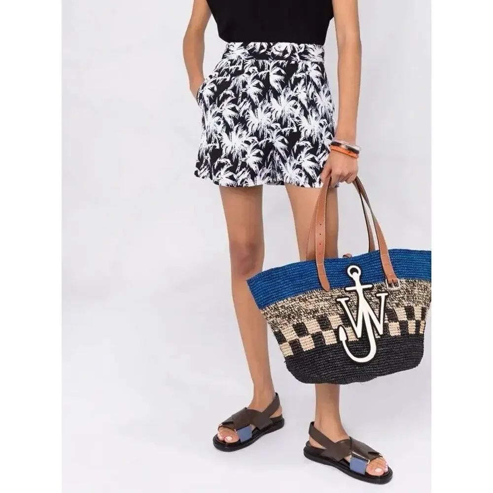 NWT Diane Von Furstenberg Edria Shorts Palm Tree Print Silk Blend sz 12